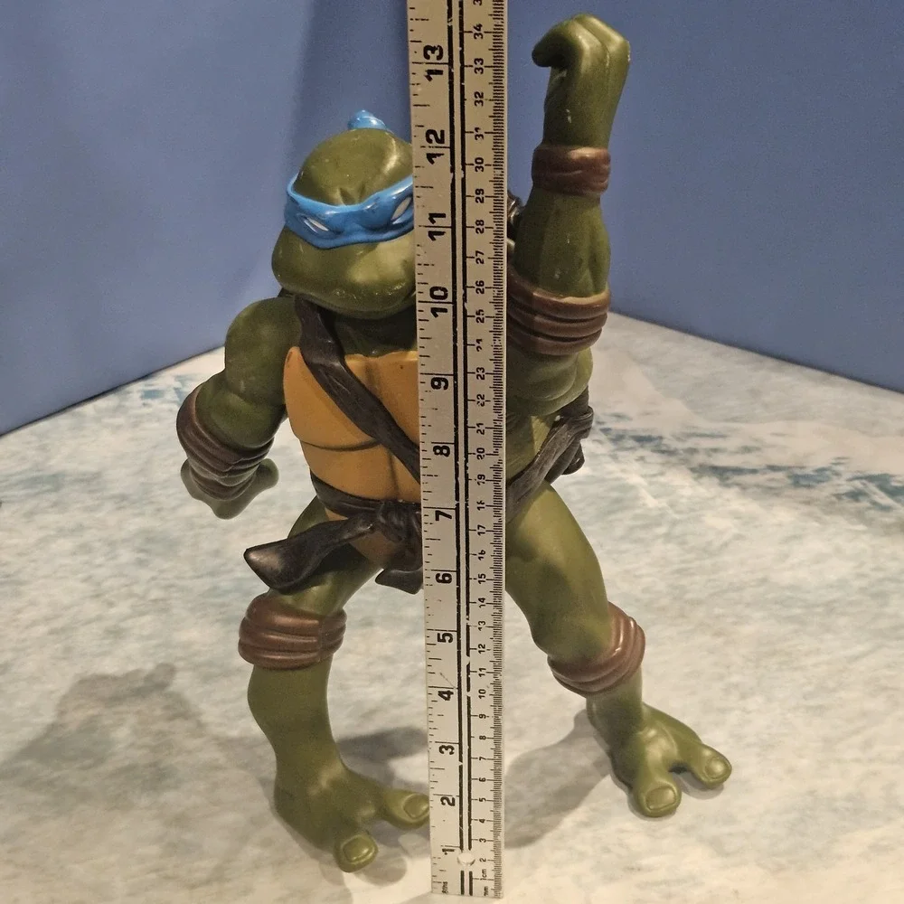 2002 Playmates TMNT Leonardo 12